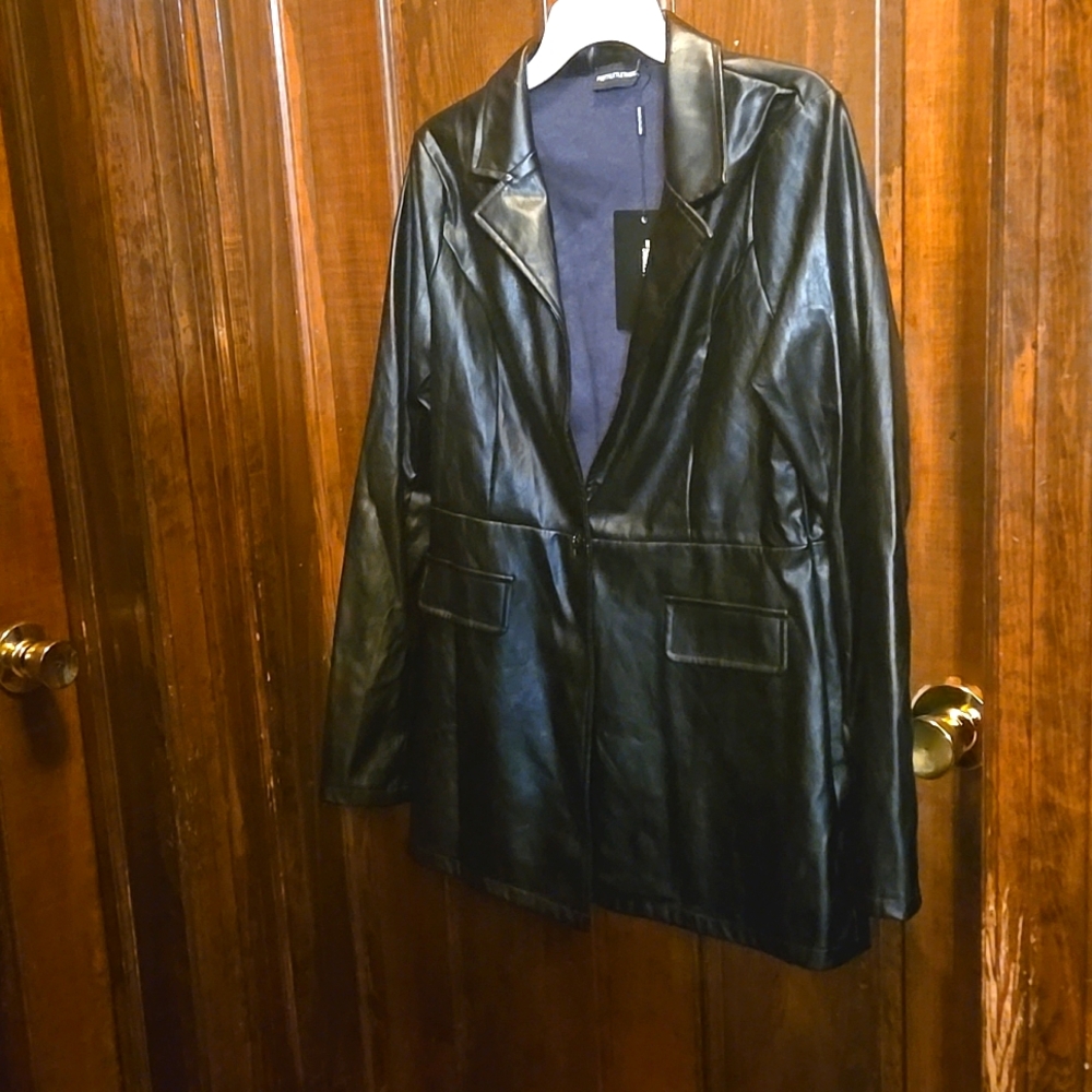 Pretty Little Things Faux leather blazer Great Condition